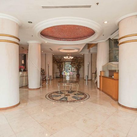 Hotel Bulevar Tanjung Duren Джакарта Экстерьер фото