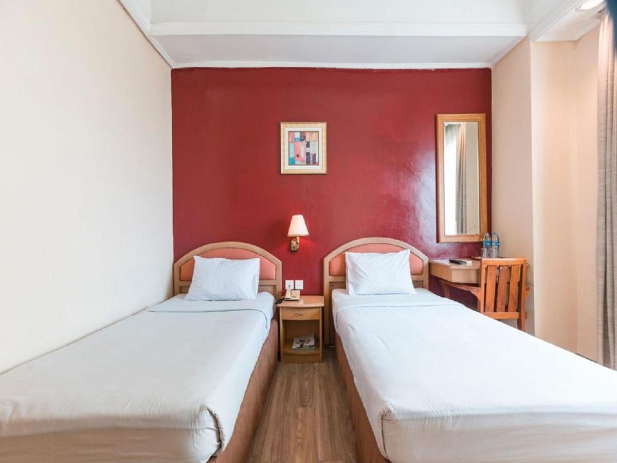 Hotel Bulevar Tanjung Duren Джакарта Экстерьер фото