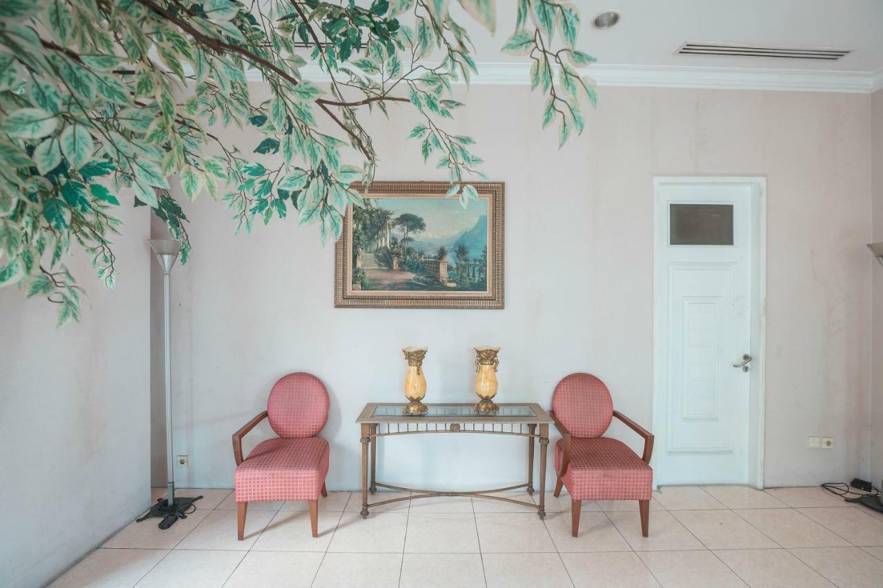 Hotel Bulevar Tanjung Duren Джакарта Экстерьер фото