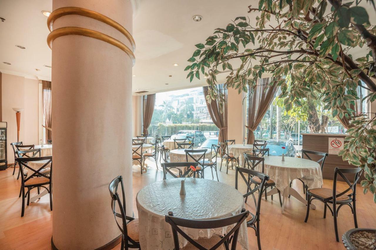 Hotel Bulevar Tanjung Duren Джакарта Экстерьер фото
